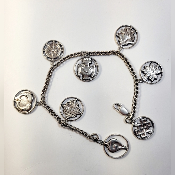 Eight Auspicious Symbols Bracelet - .925 Sterling Silver - Picture 7 of 11